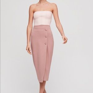 Aritzia Babaton
ESSAMBA TUBE TOP
Item no: 71903